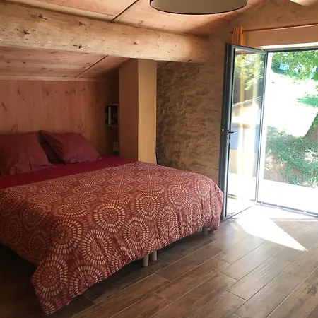 Au Milieu Des Bois Holiday home
