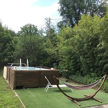Dom wakacyjny Au Milieu Des Bois *